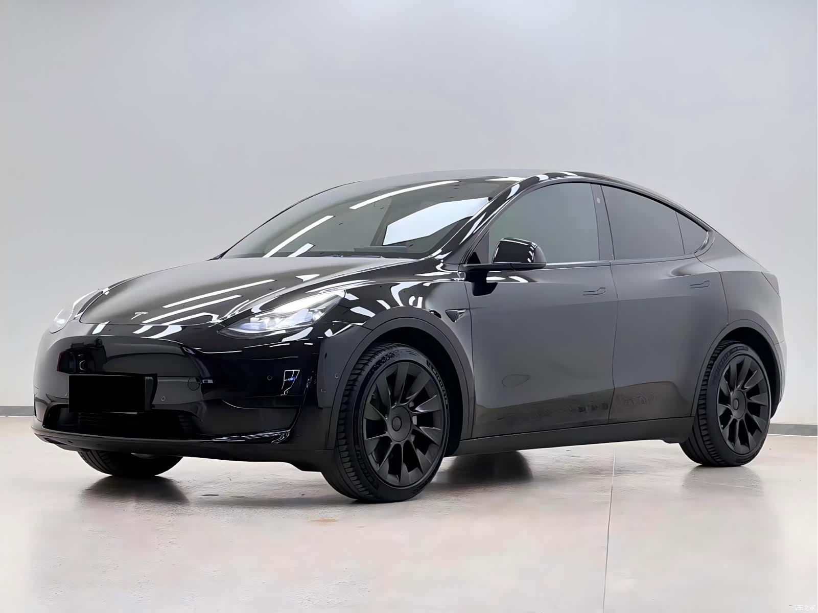 Tesla Model Y, 2022 1