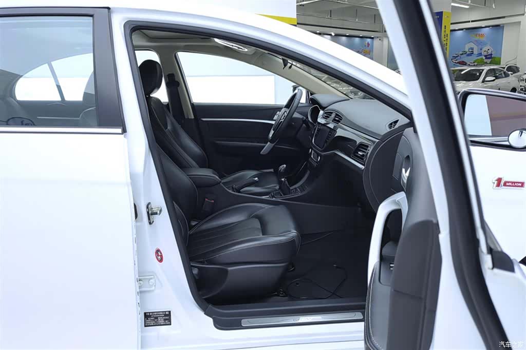 Geely Emgrand, 2016 8