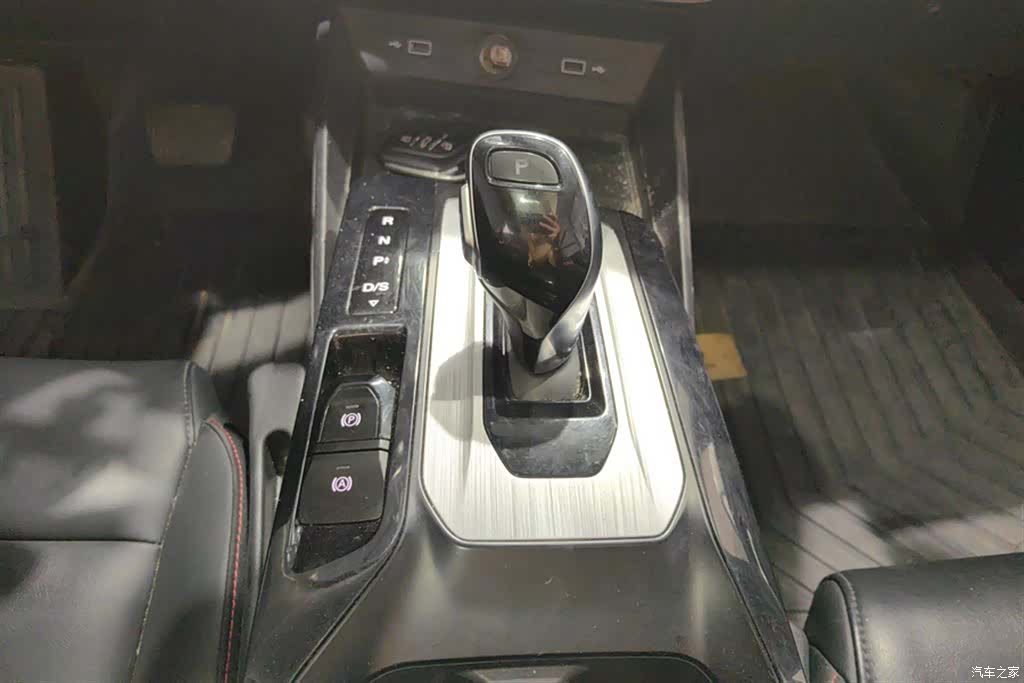 MG MG5, 2021 16