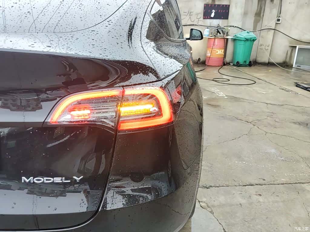 Tesla Model Y, 2022 8