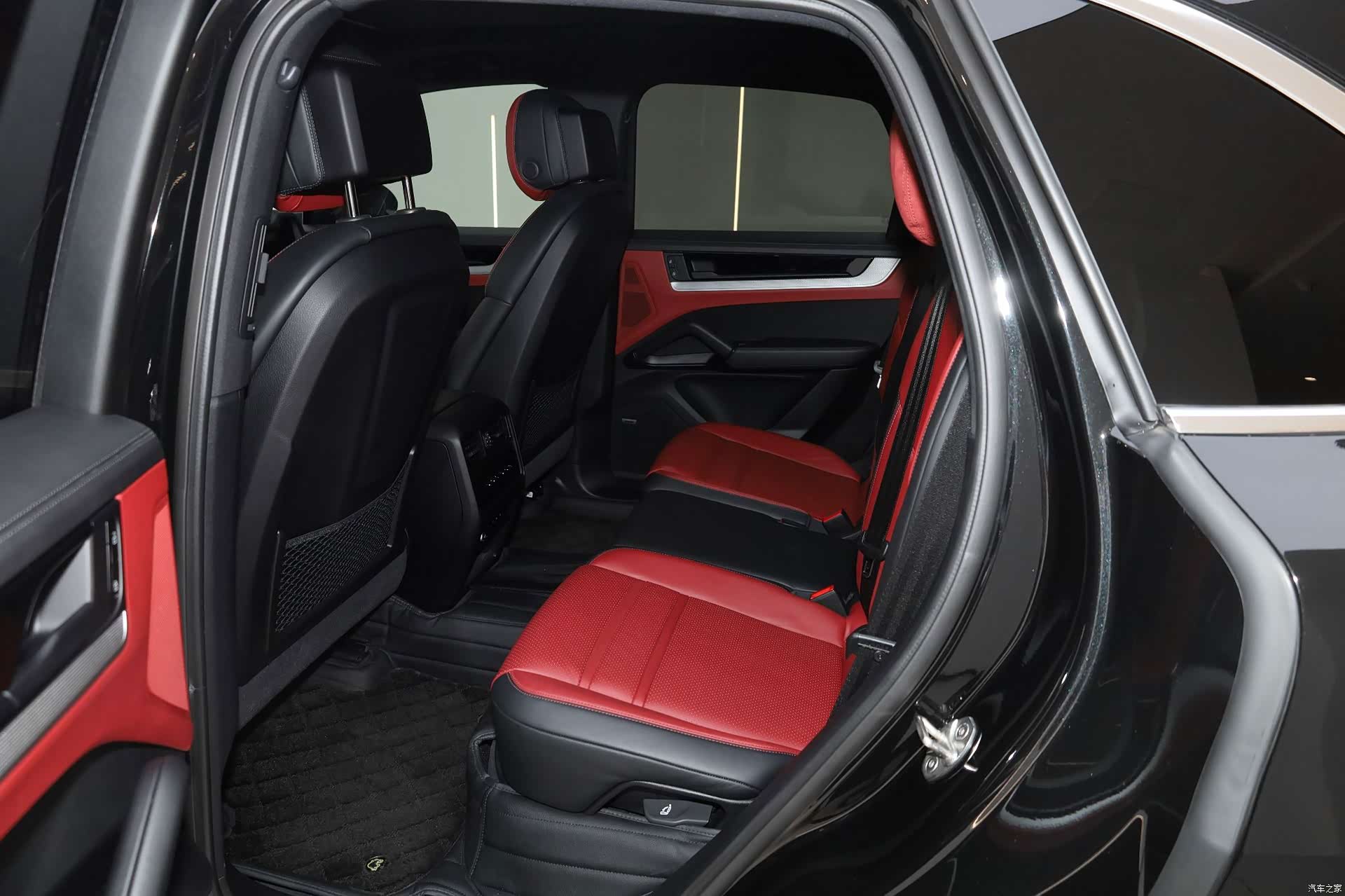 Porsche Cayenne, 2024 23
