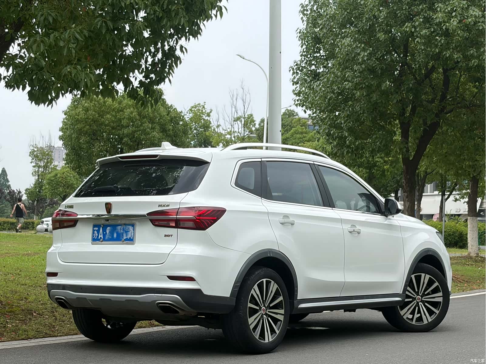 Roewe RX5, 2019 4