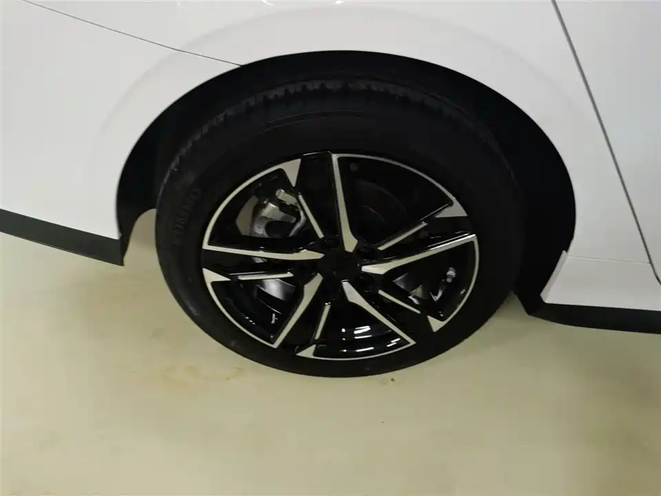 Geely Binrui Geely Binrui