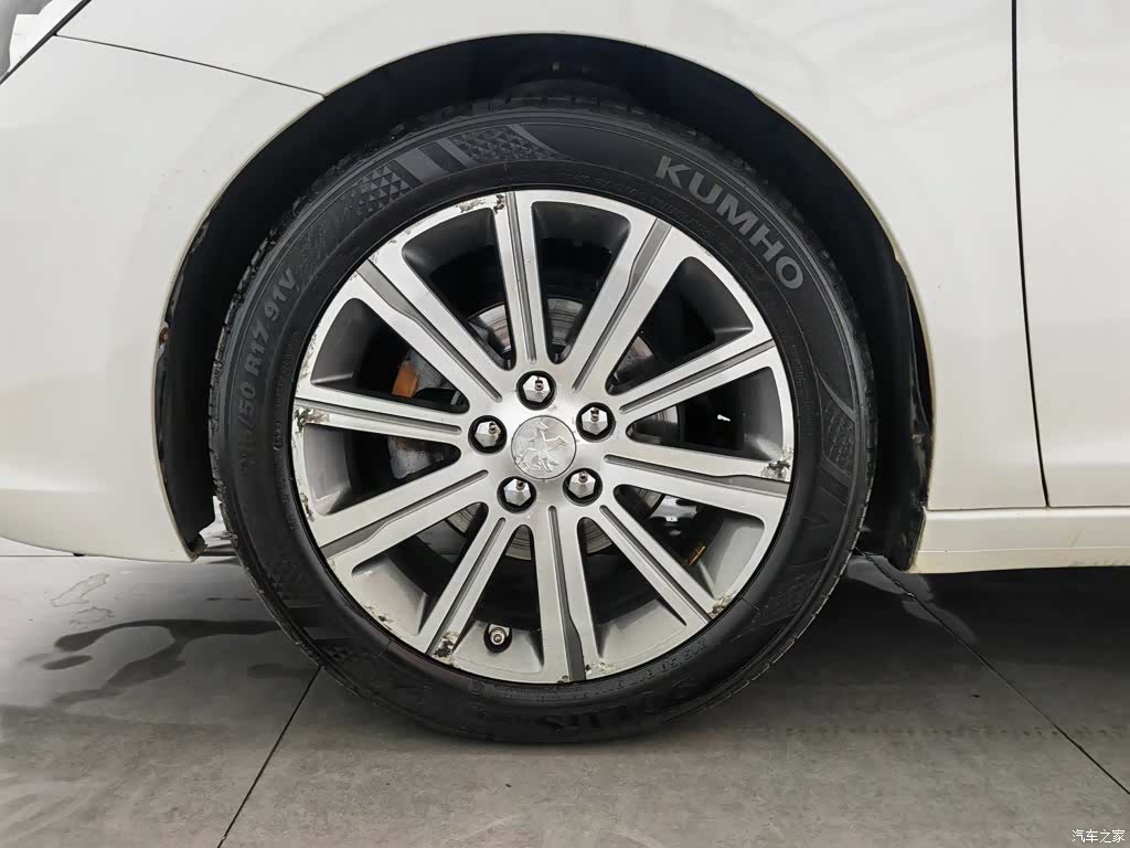 Peugeot 408, 2015 17
