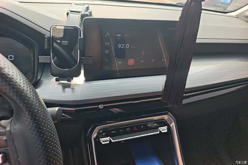 Wuling DHT, 2023 12