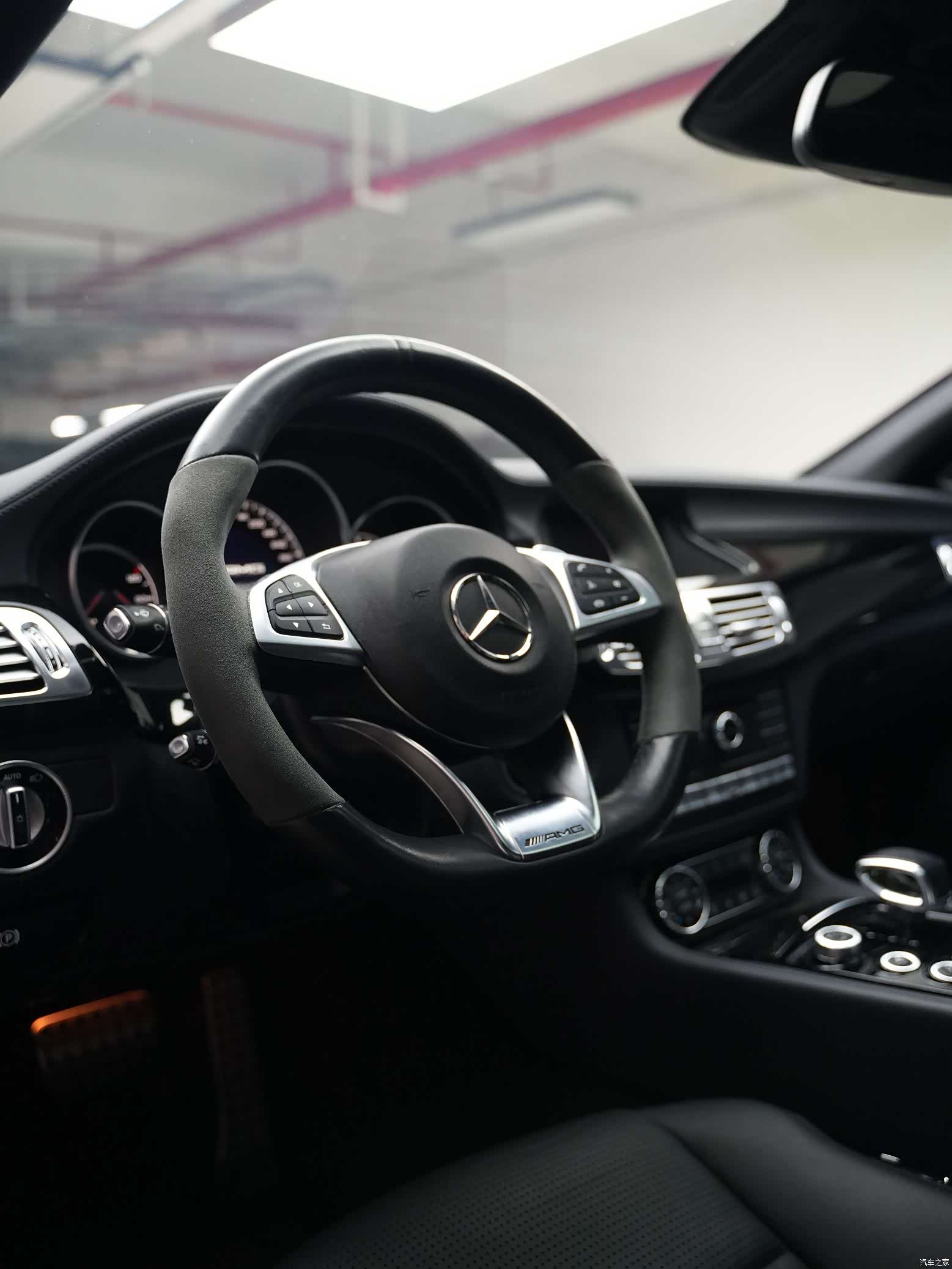 Mercedes-Benz CLS, 2015 11