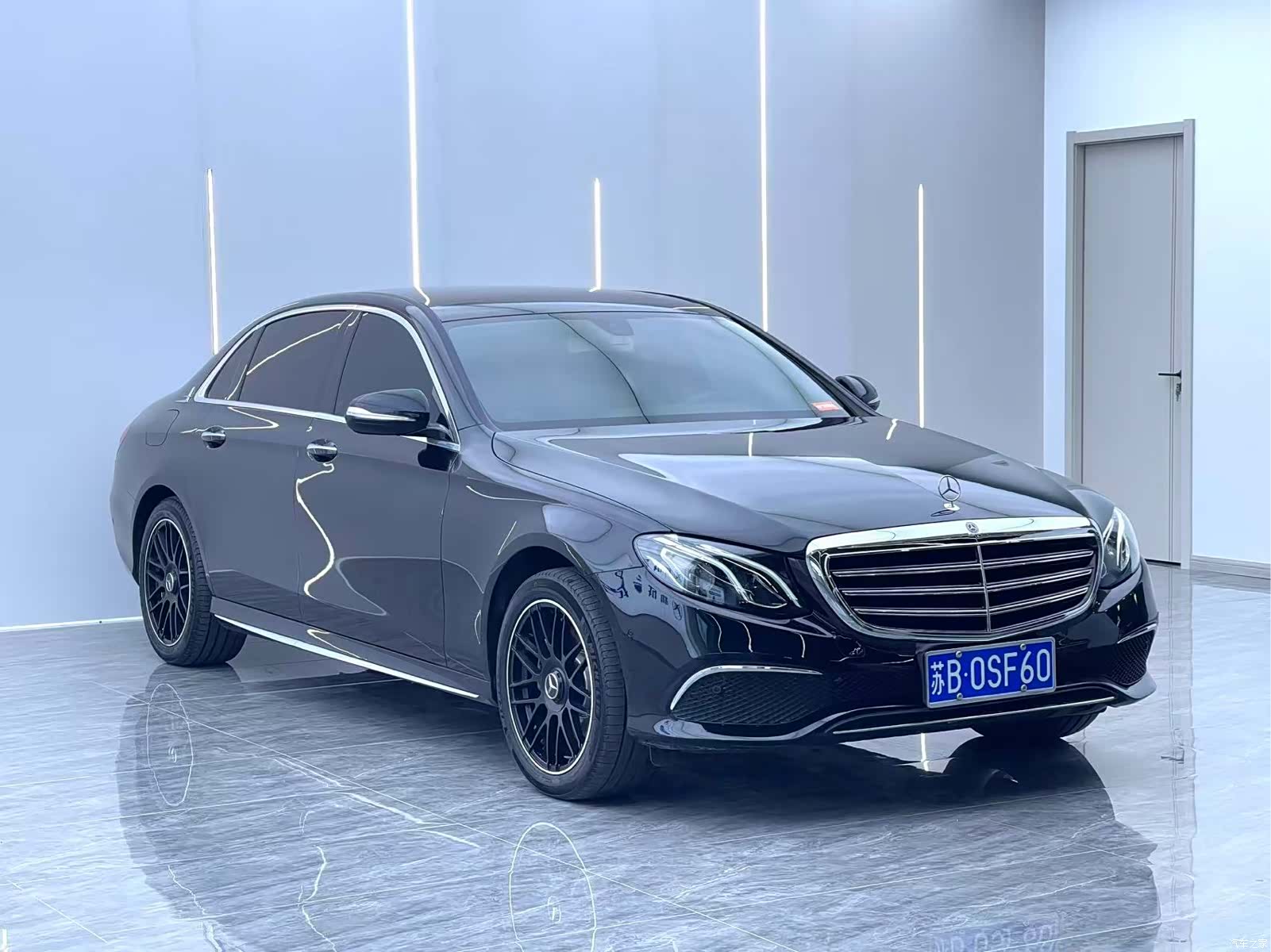 Mercedes-Benz E-Class, 2020 3