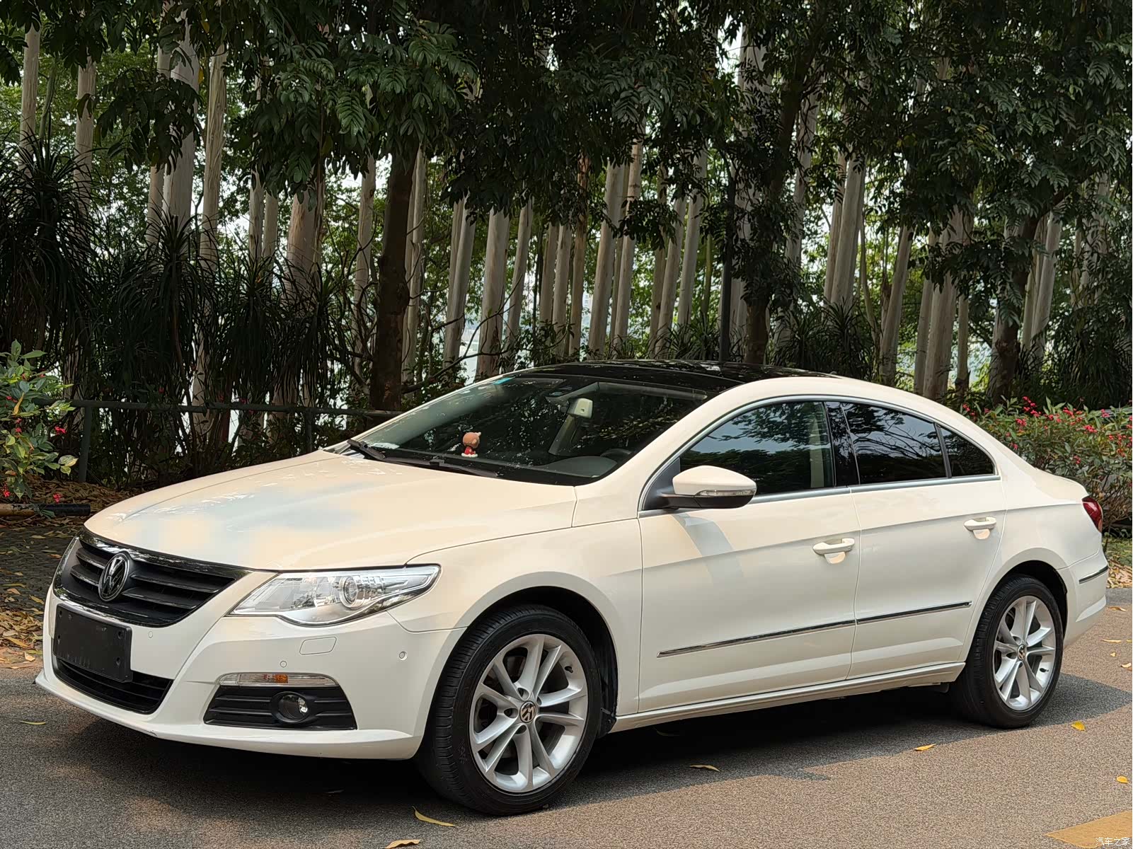 Volkswagen CC, 2012 1