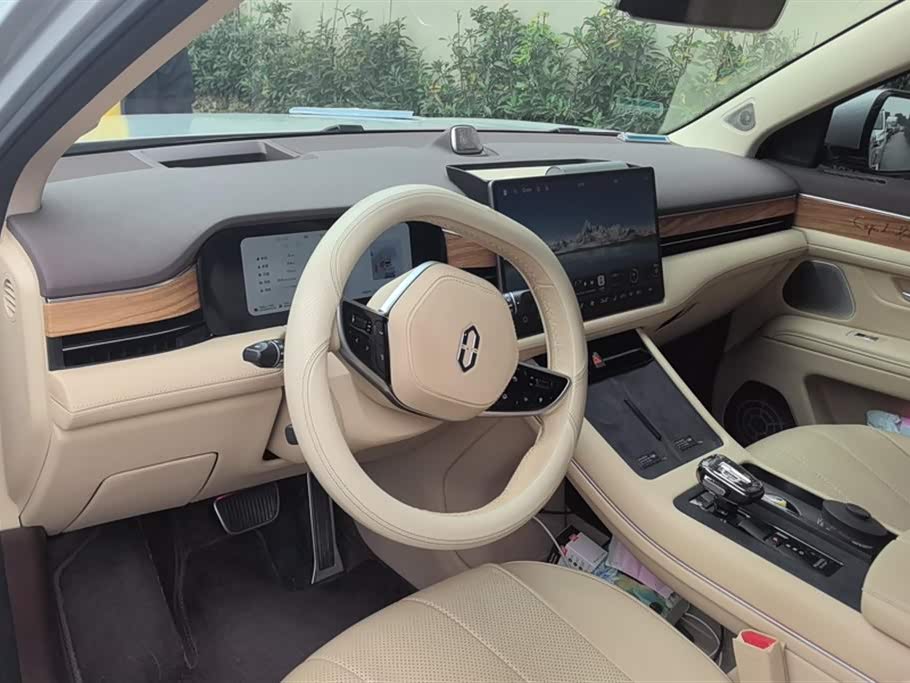 AITO Ask the world M7