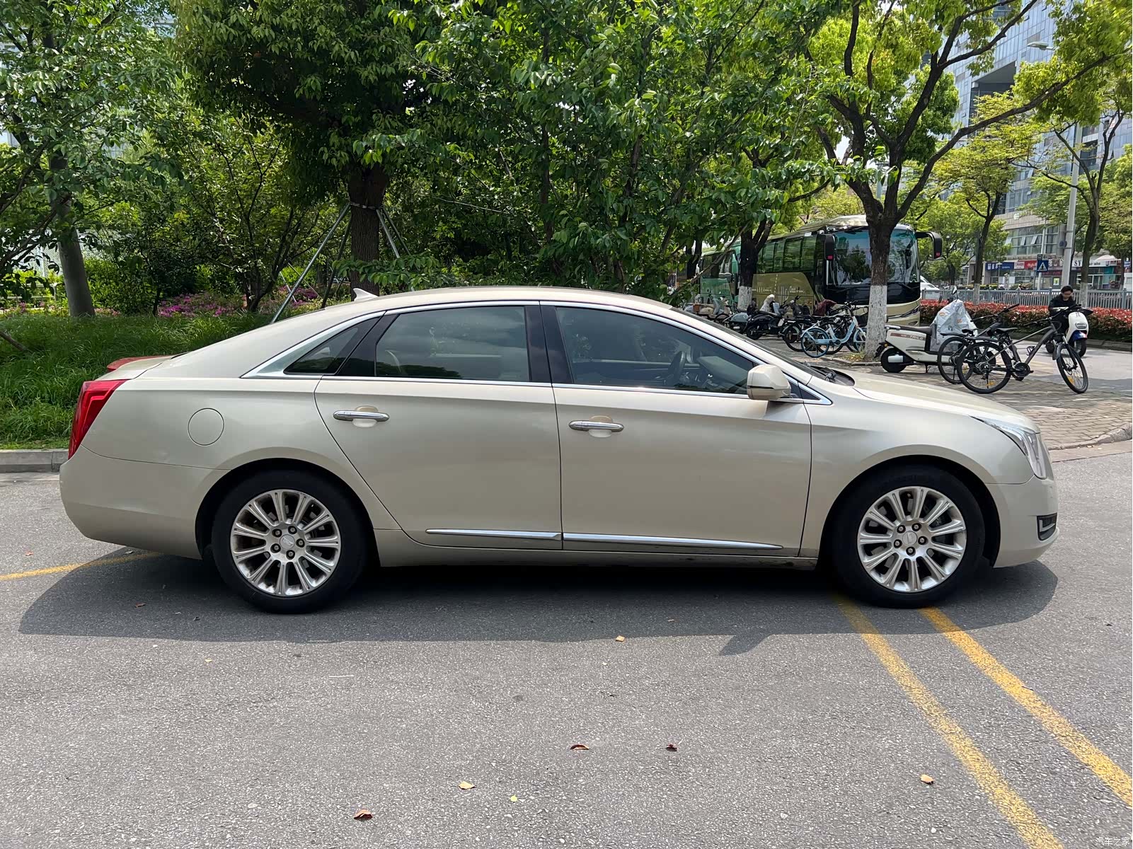 Cadillac XTS, 2016 4