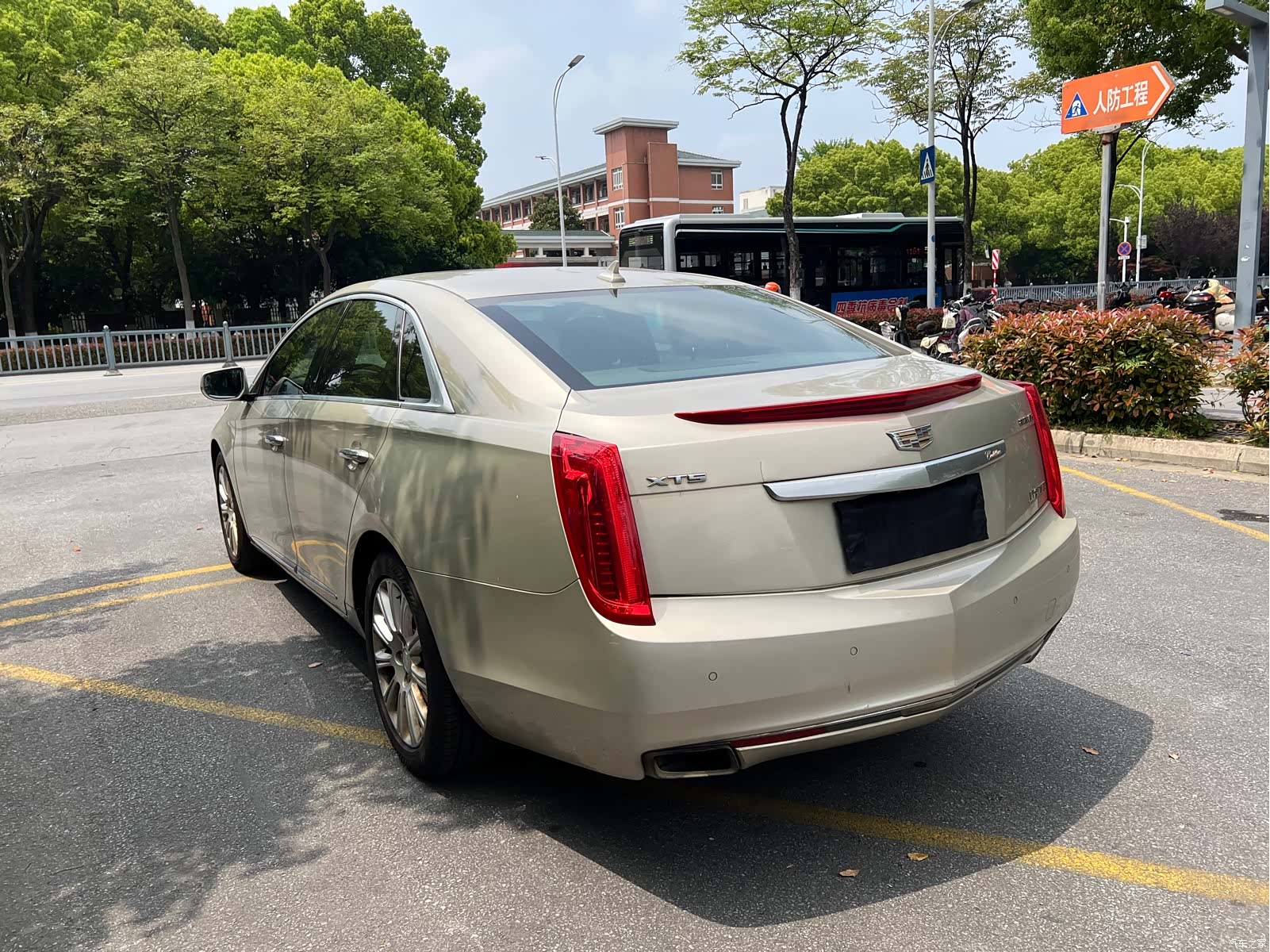 Cadillac XTS, 2016 все фото
