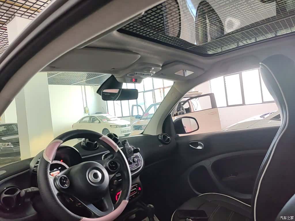 Smart Fortwo, 2018 18