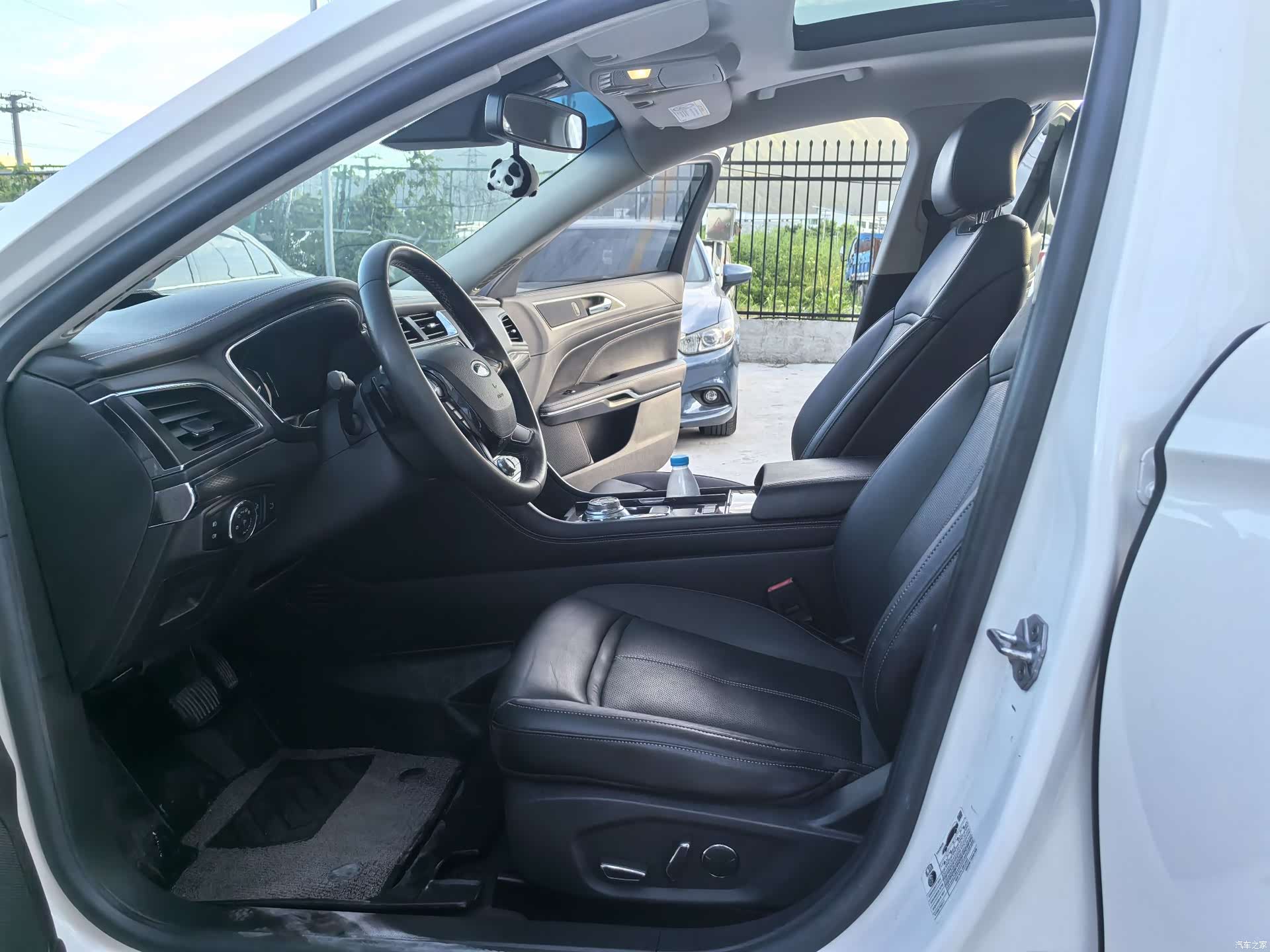 Ford Taurus, 2017 11