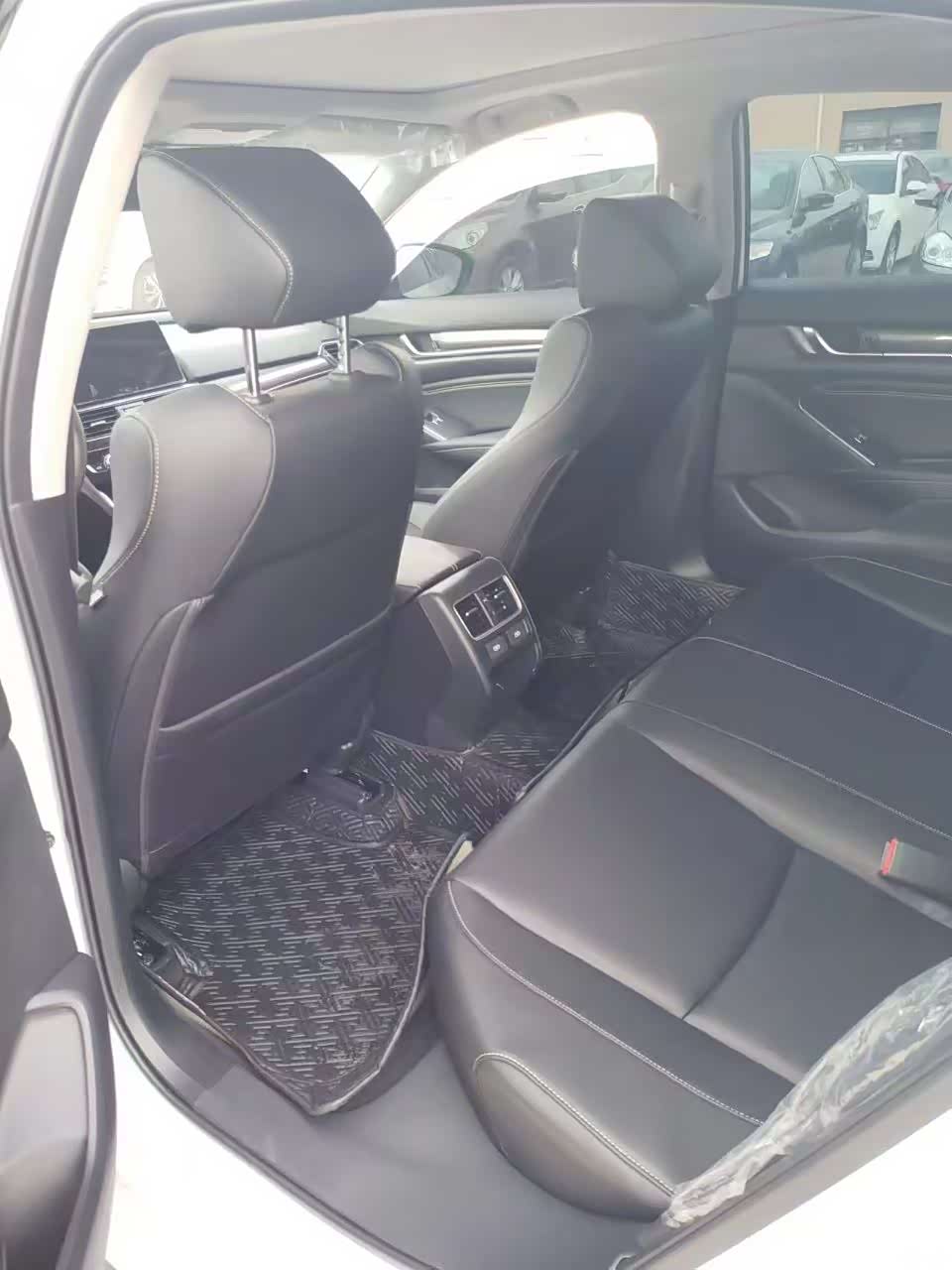 Honda Accord, 2022 все фото