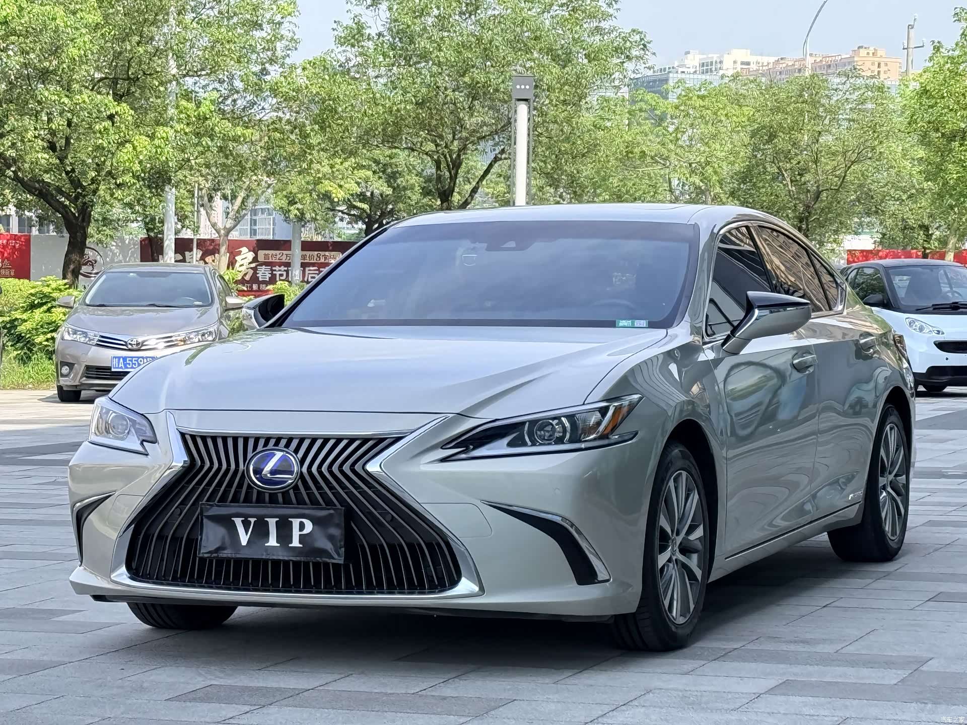Lexus ES, 2020 1