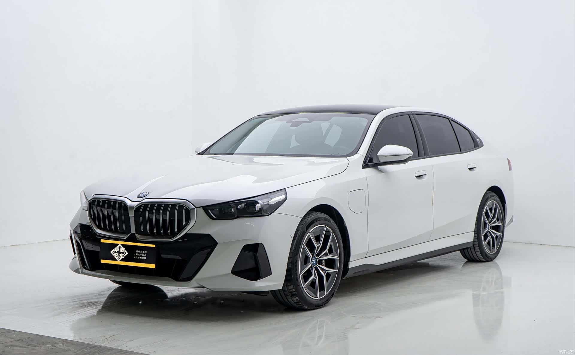 BMW i5, 2025 3