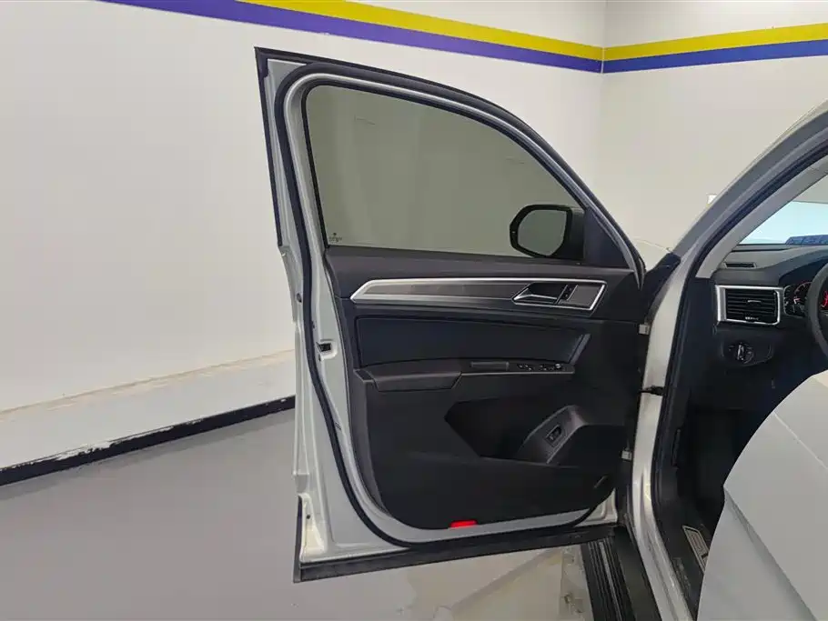 Volkswagen Tourang Volkswagen Tourang