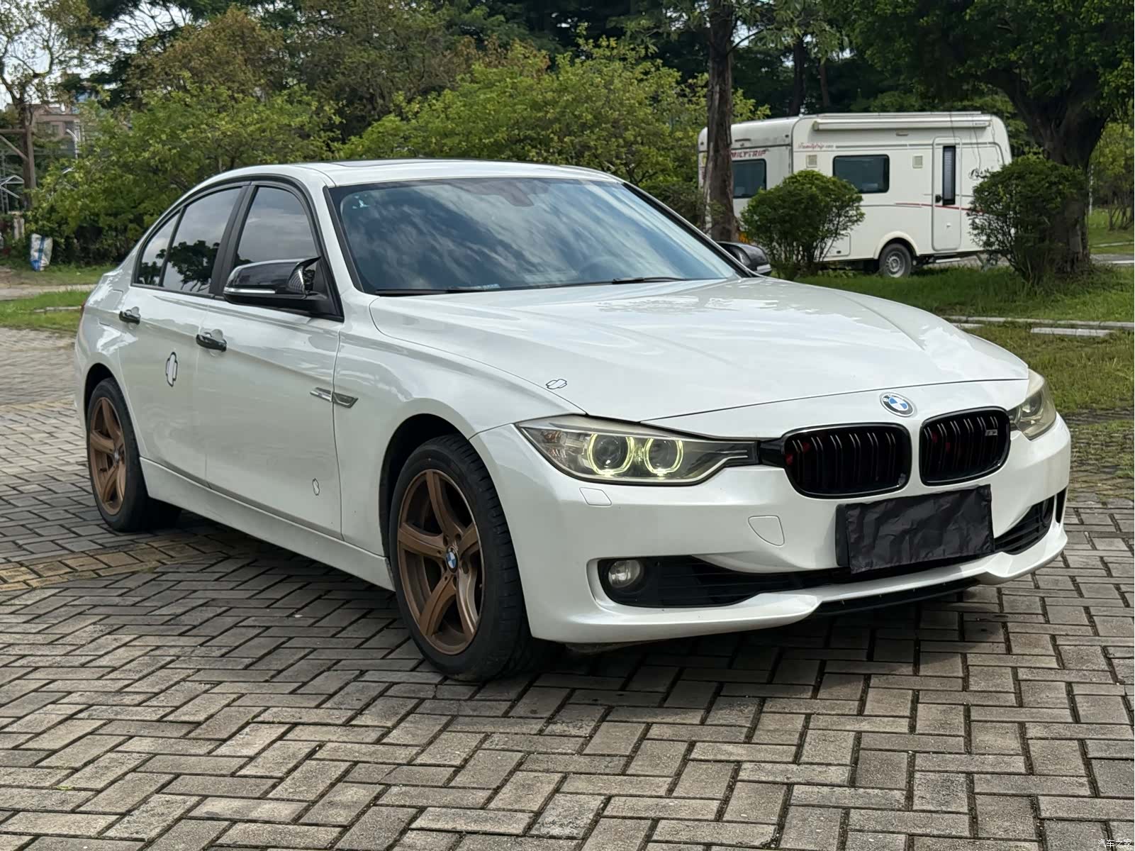 BMW 3 Series, 2013 3