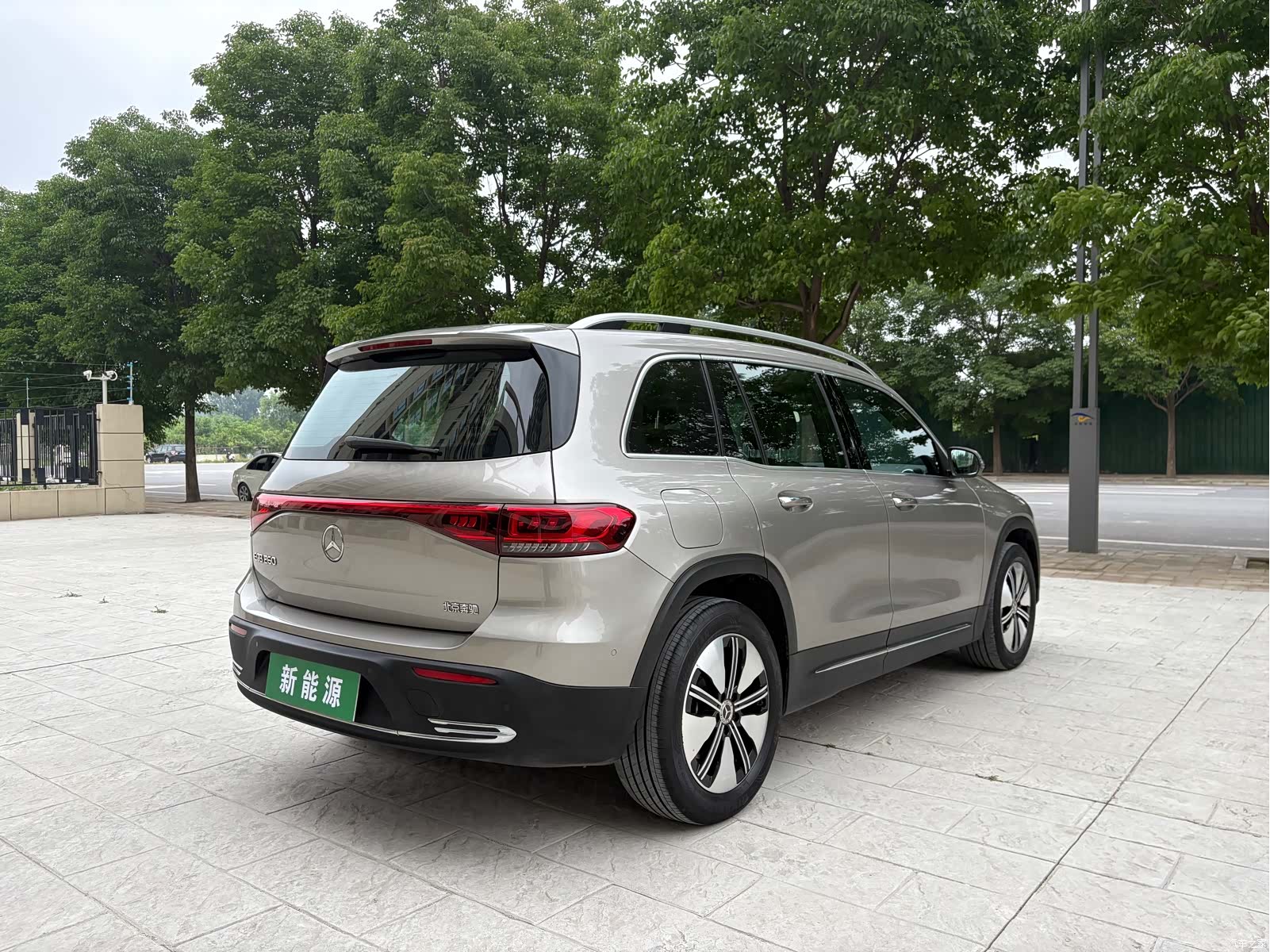 Mercedes-Benz EQB, 2023 7