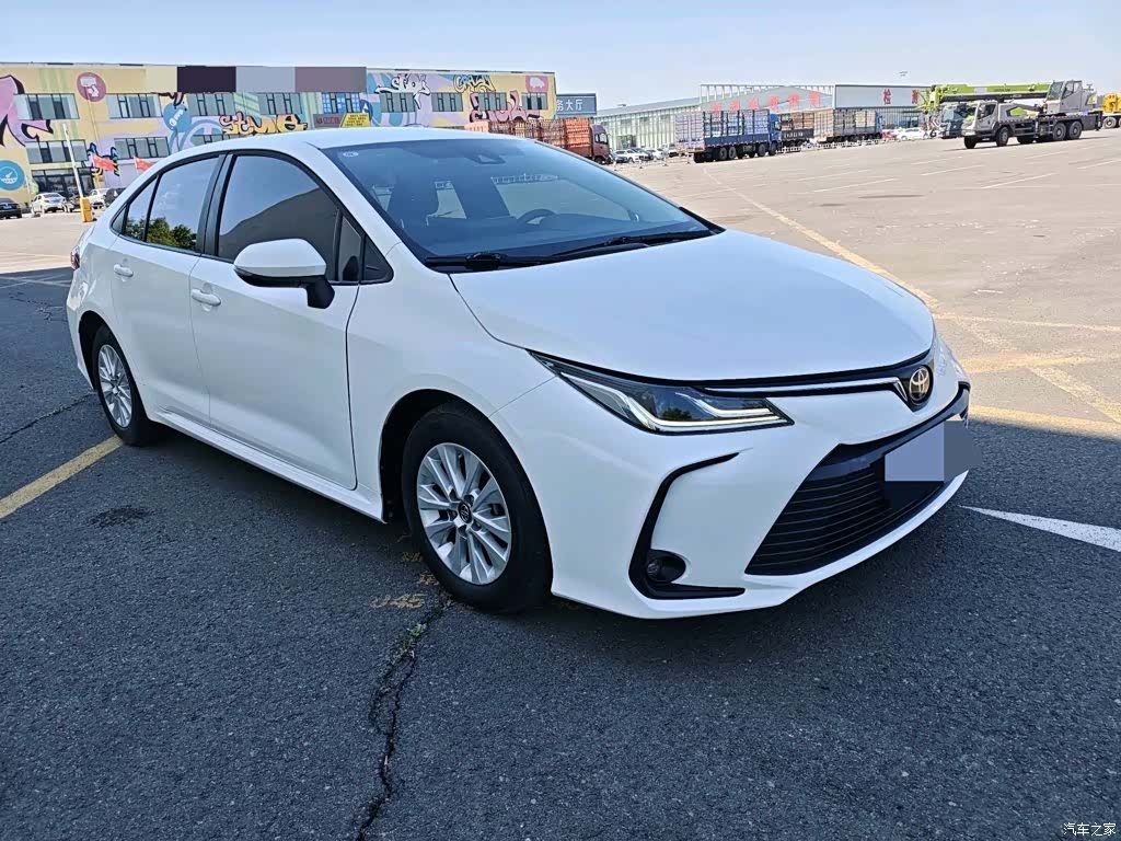 Toyota Corolla, 2023 3