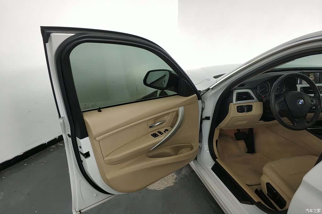 BMW 3 Series, 2015 7
