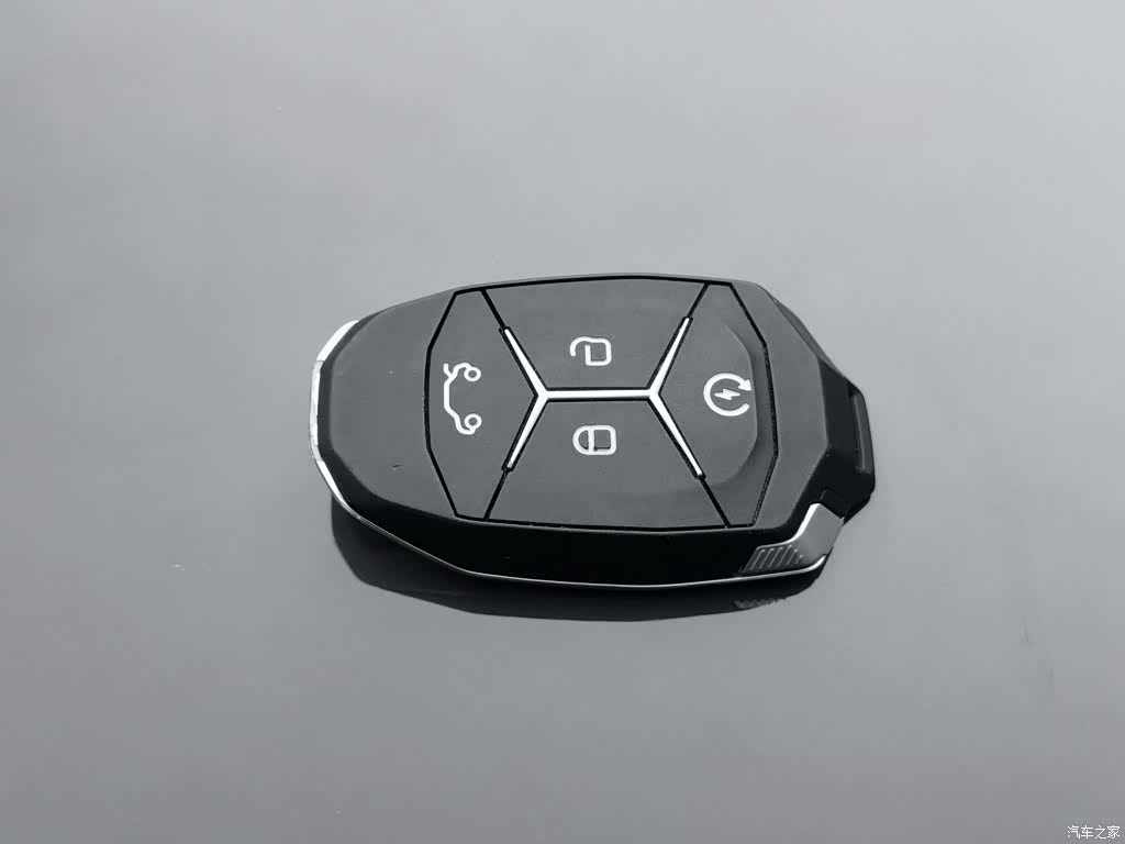 Lynk & Co 01, 2020 19