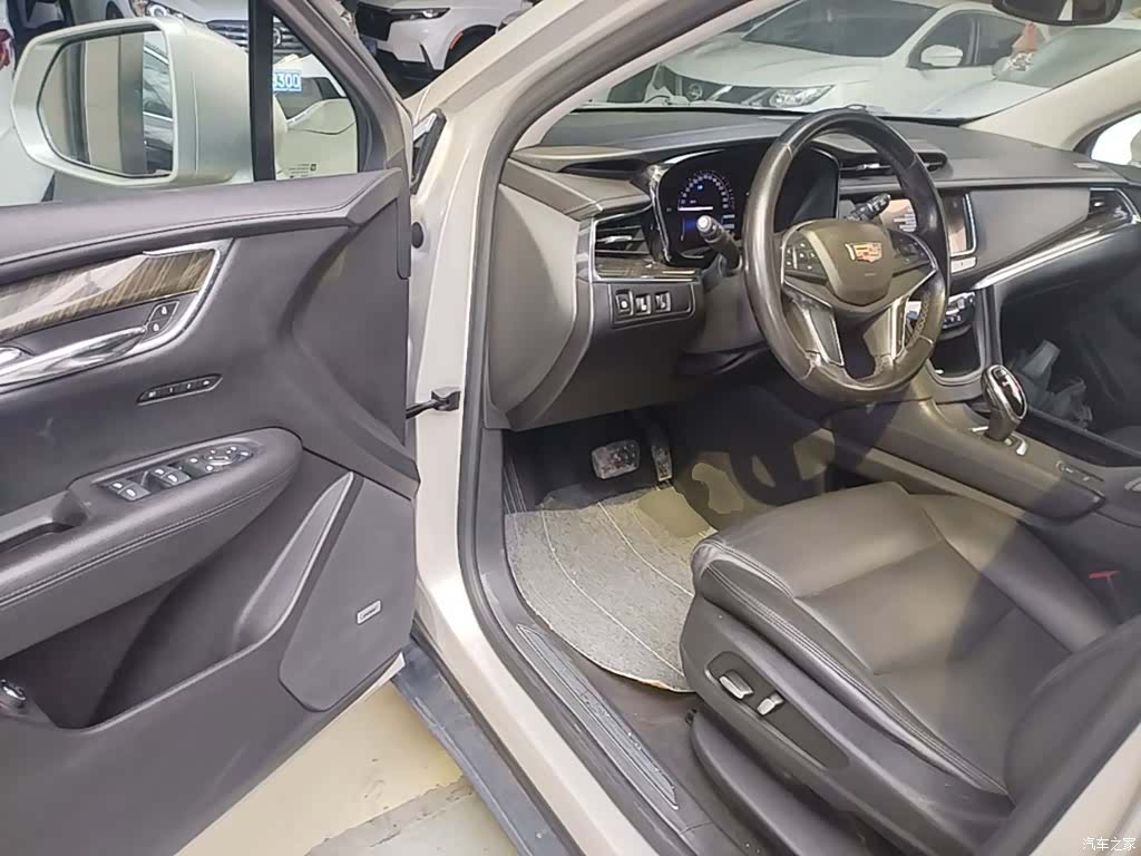 Cadillac XT5, 2017 16