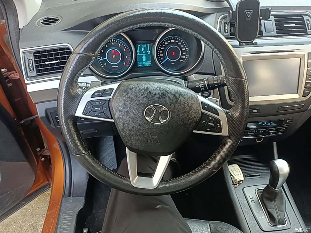BAIC X65, 2016 11