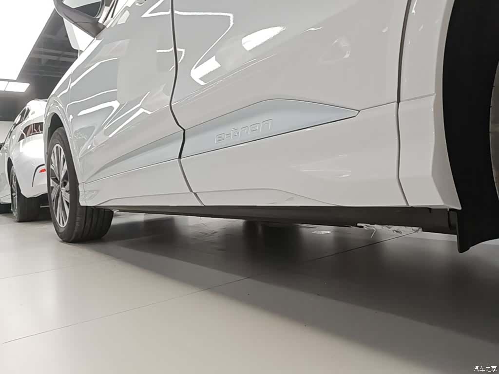 Audi Q4 e-tron, 2026 22