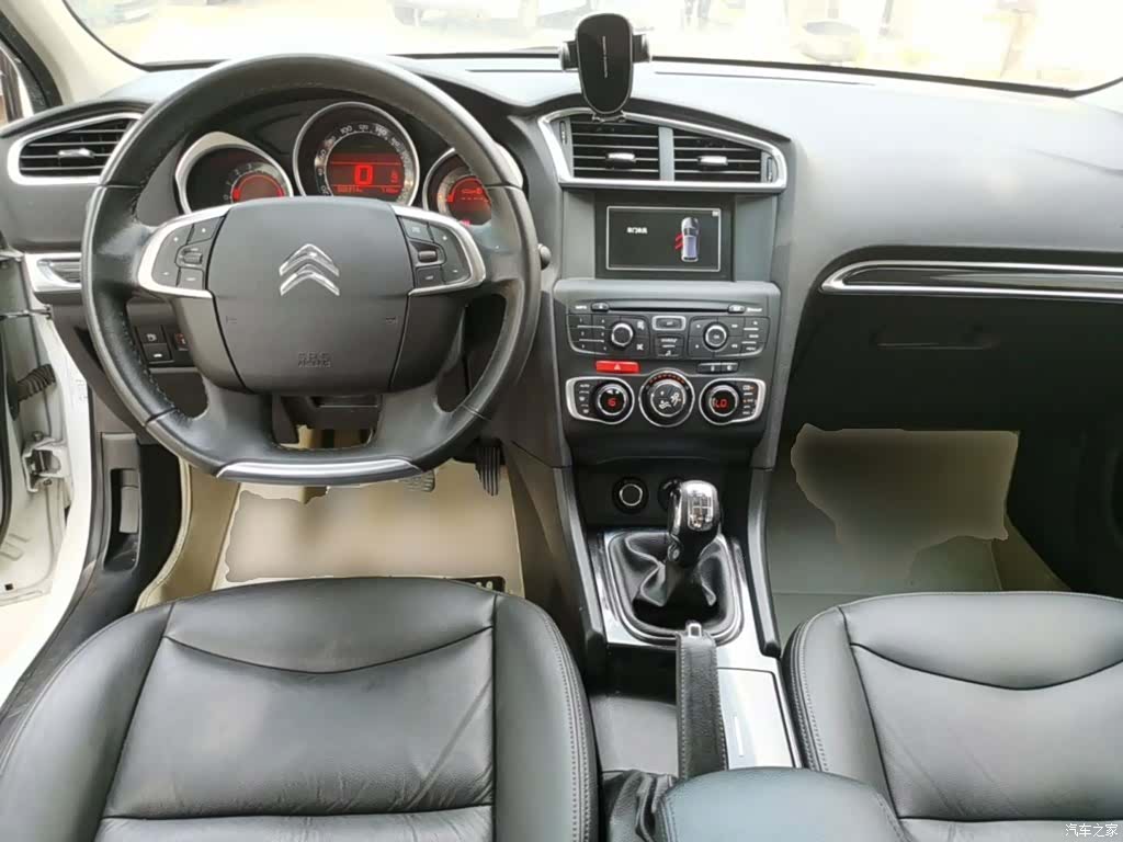 Citroen C4, 2015 6