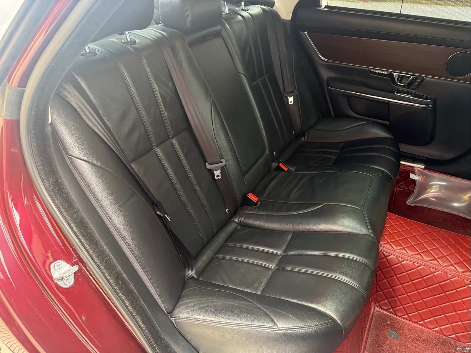 Jaguar XJ, 2018 28