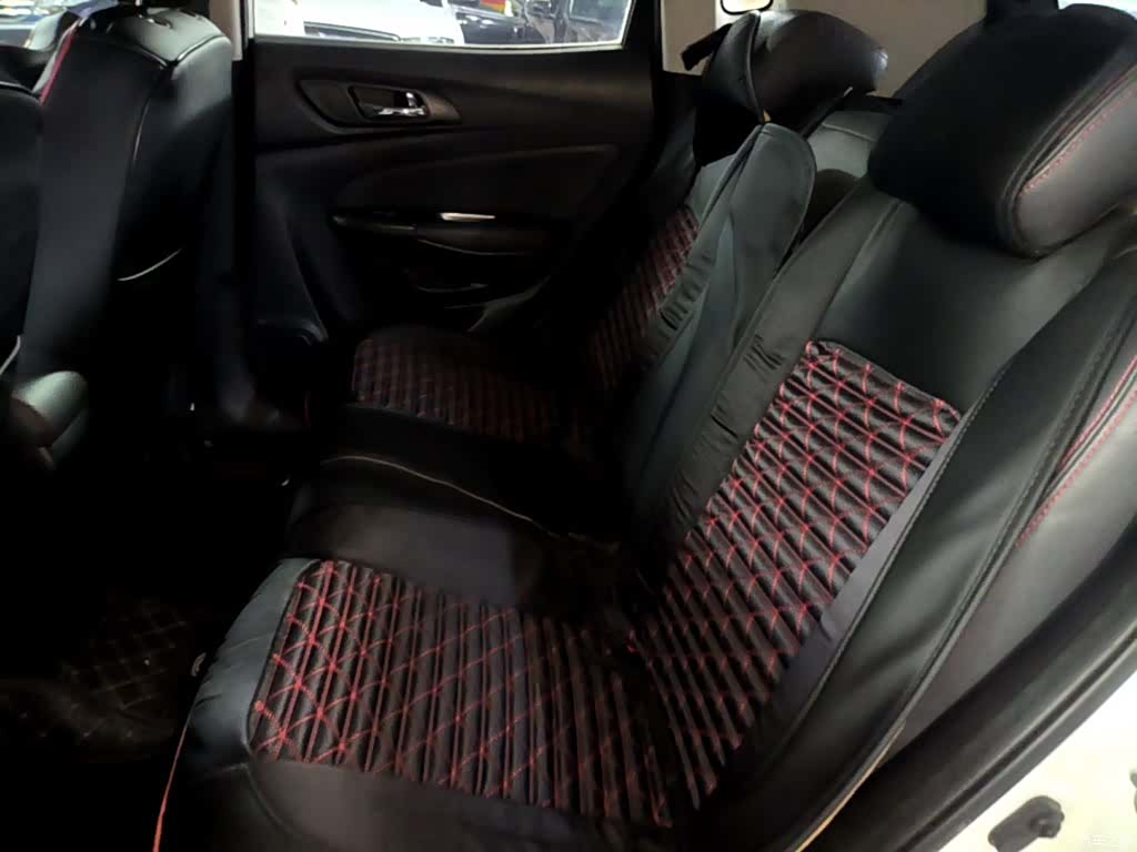 Changan CS15, 2017 17