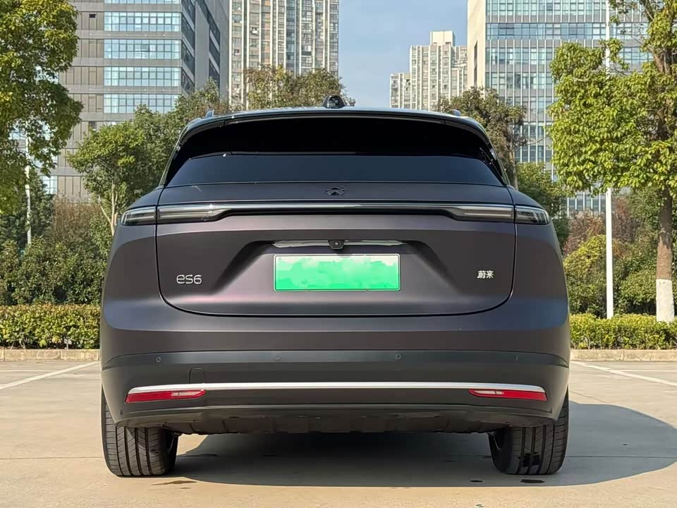 NIO ES6