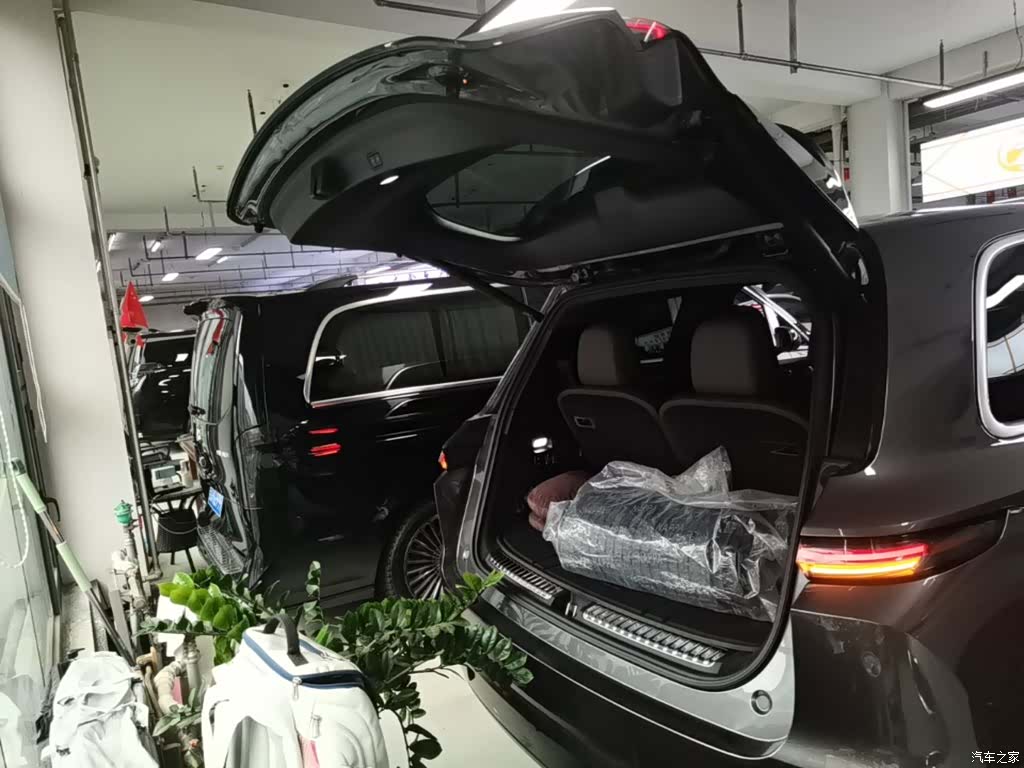 Li Auto L9, 2023 19