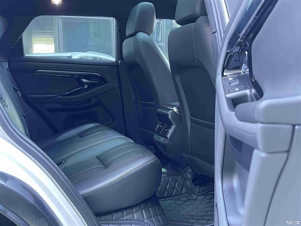 Land Rover Range Rover, 2020 19