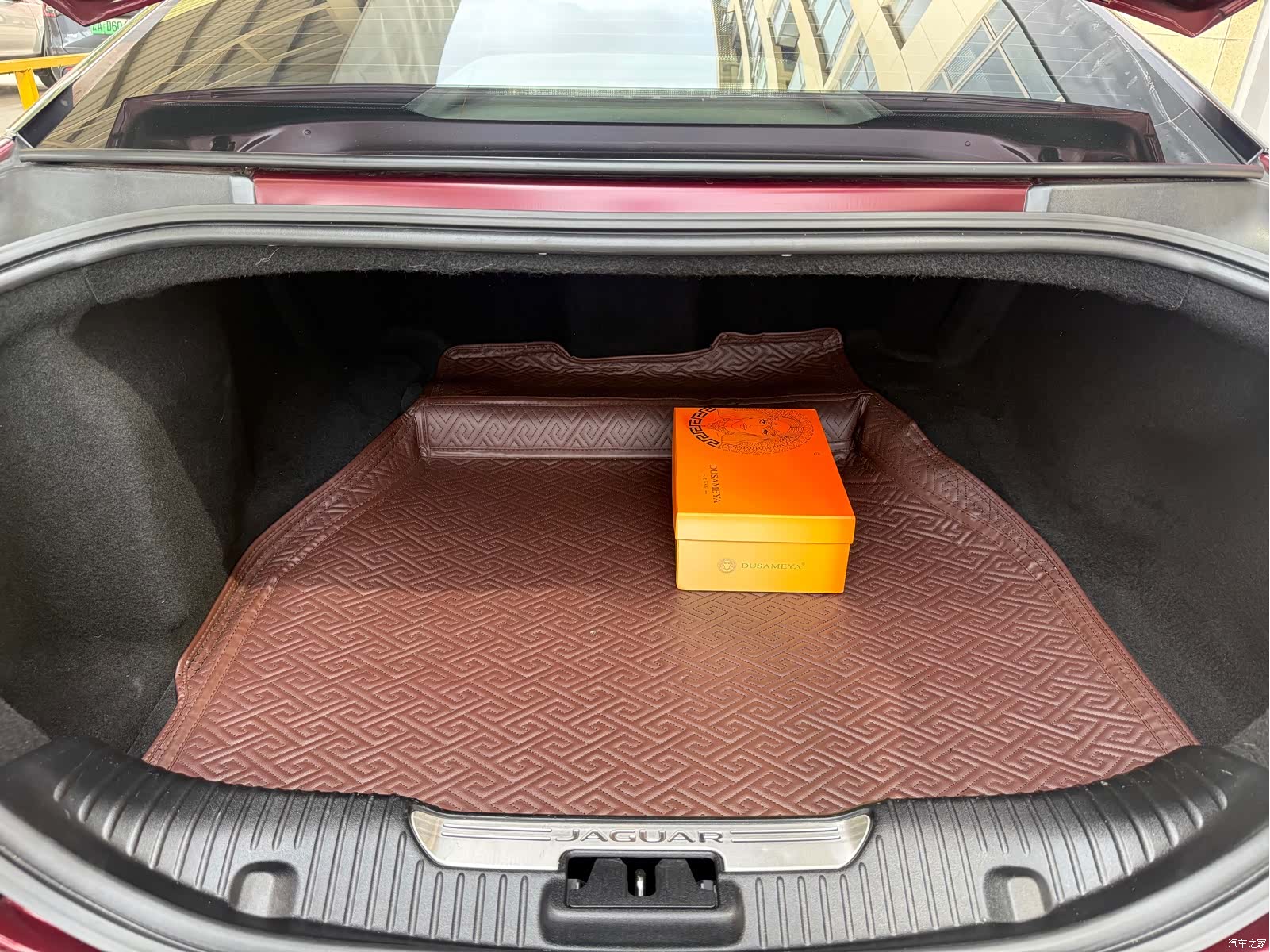 Jaguar XJ, 2018 21