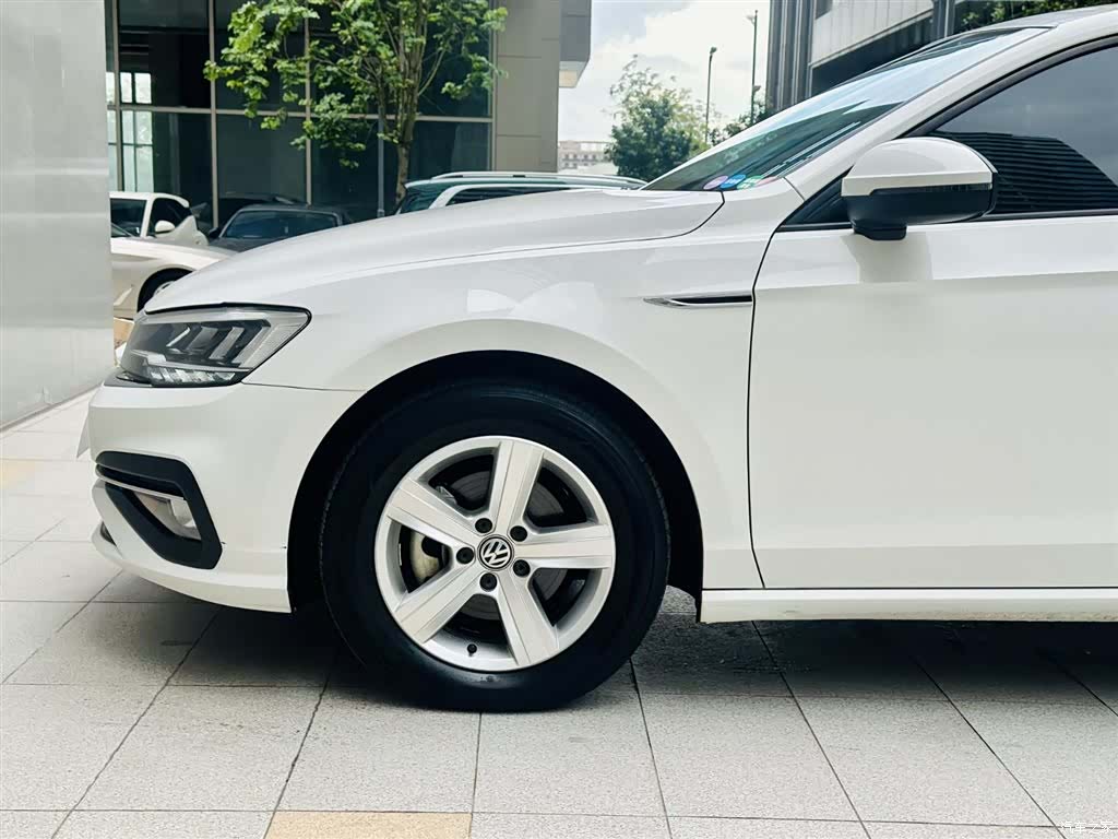 Volkswagen Lamando, 2020 20