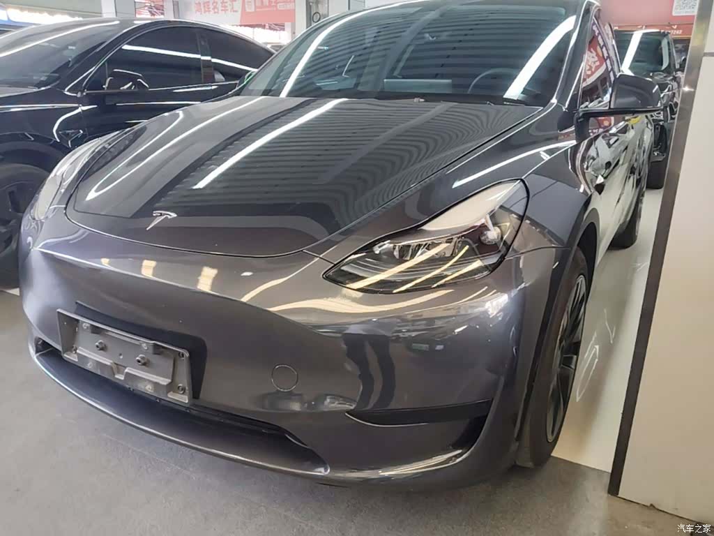 Tesla Model Y, 2024 2