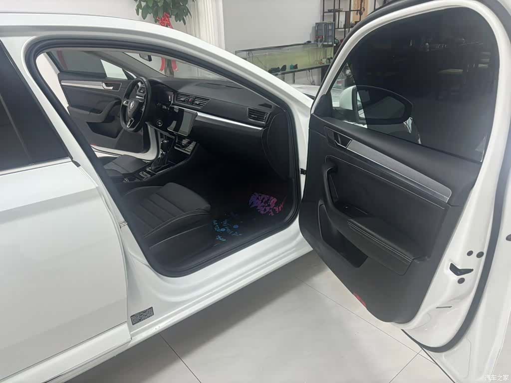 Skoda Superb, 2023 13