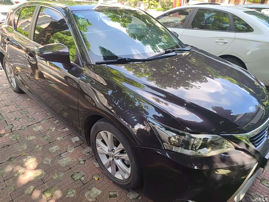 Lexus CT, 2014 4