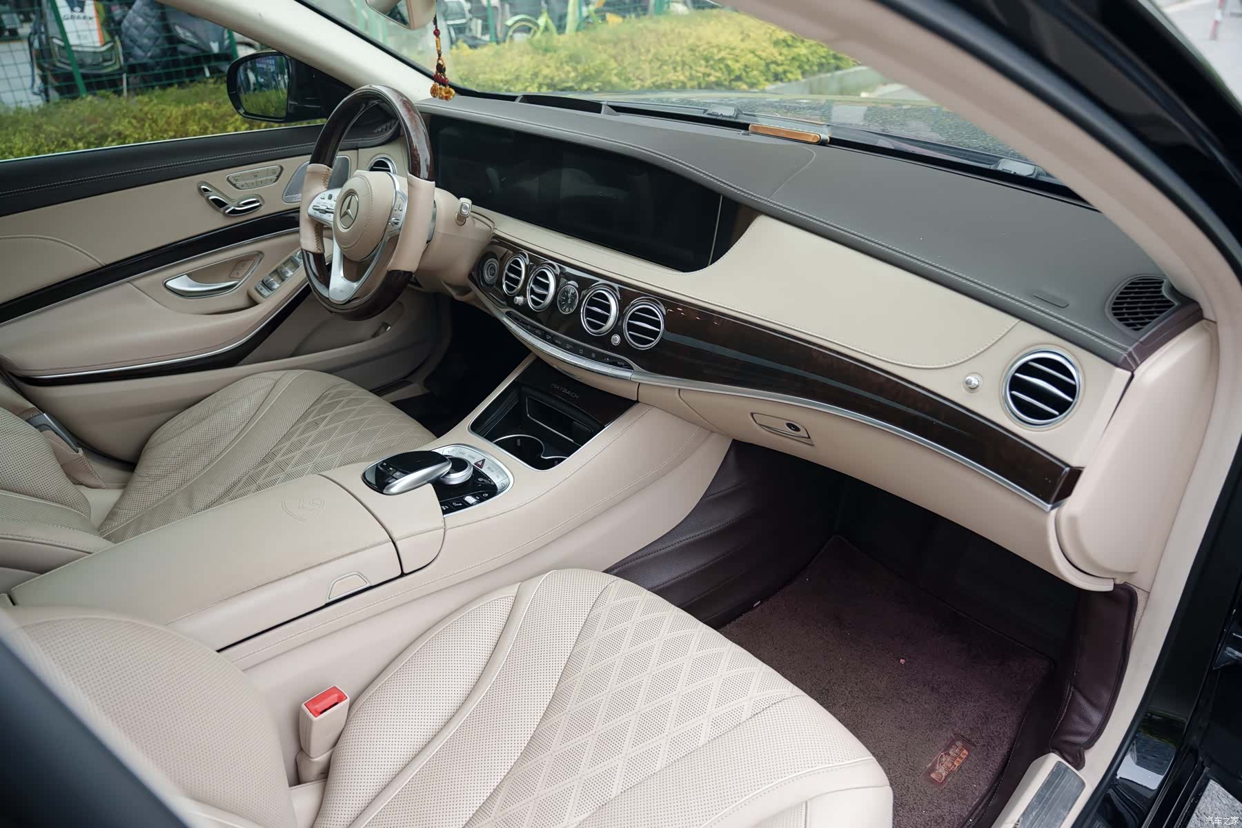 Maybach S-Class, 2018 12