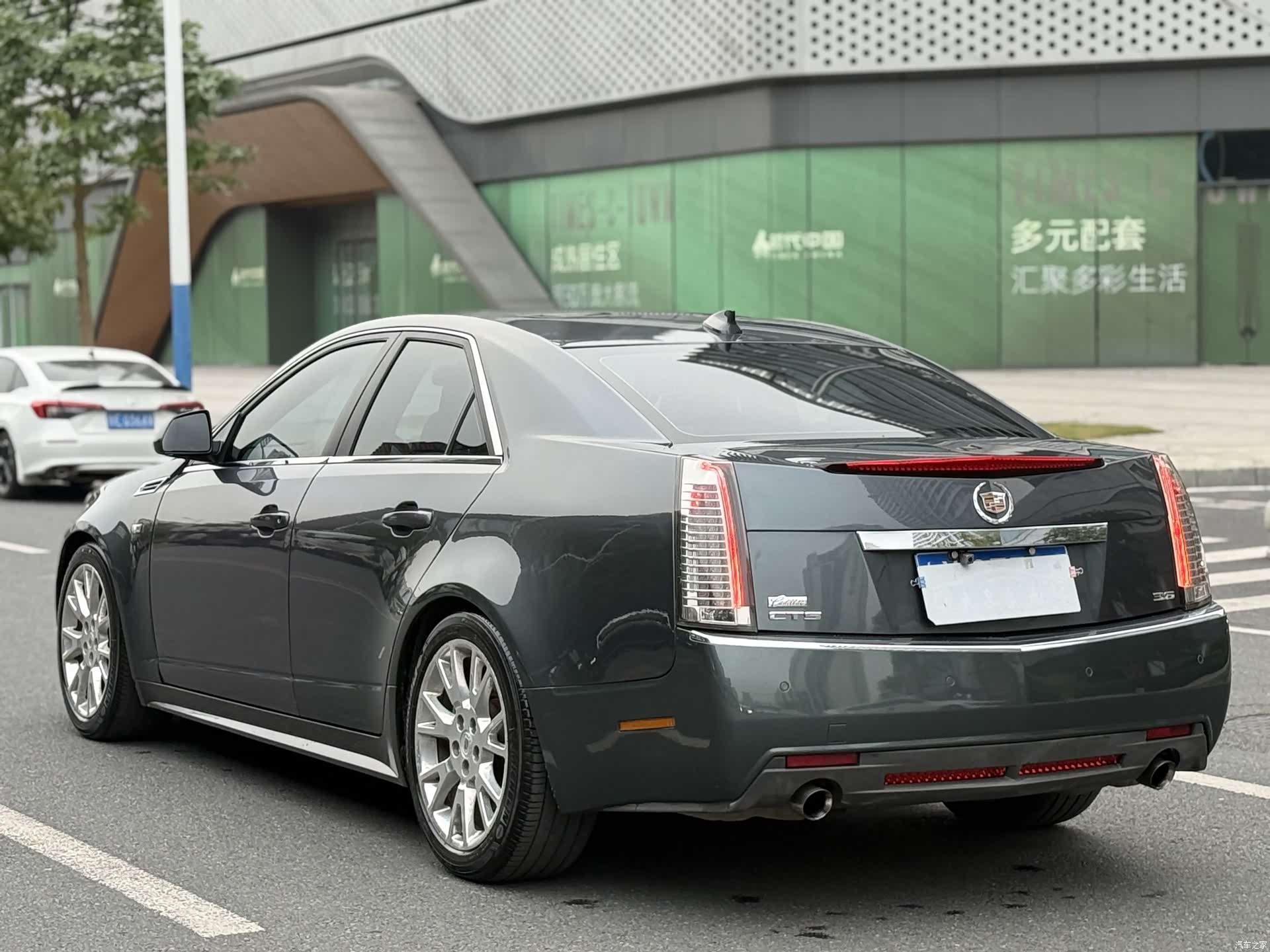 Cadillac CTS, 2011 6