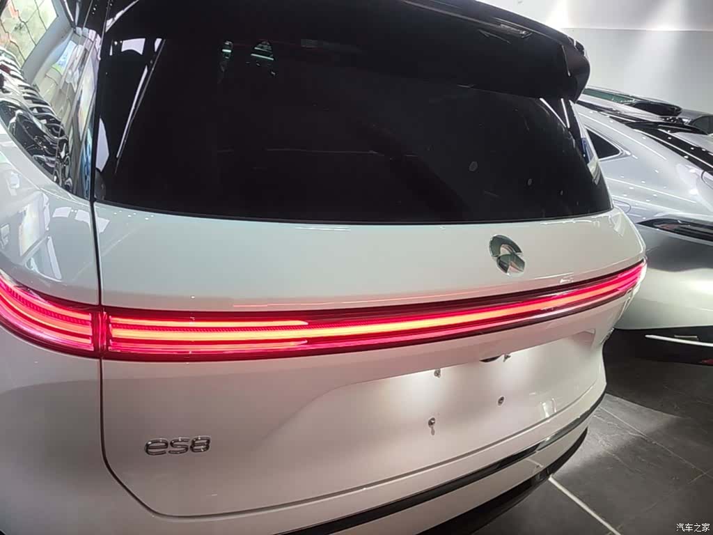 NIO ES8, 2026 6