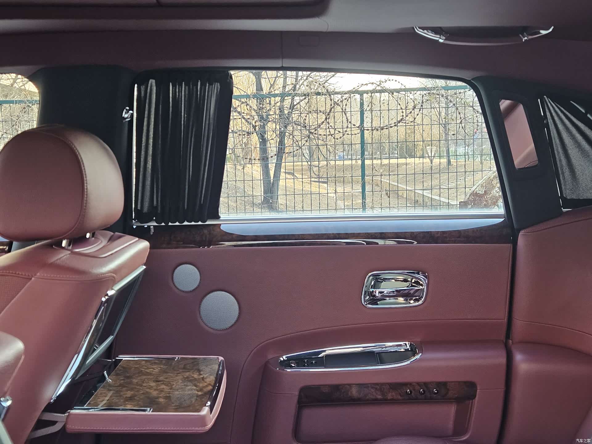 Rolls-Royce Ghost, 2014 19