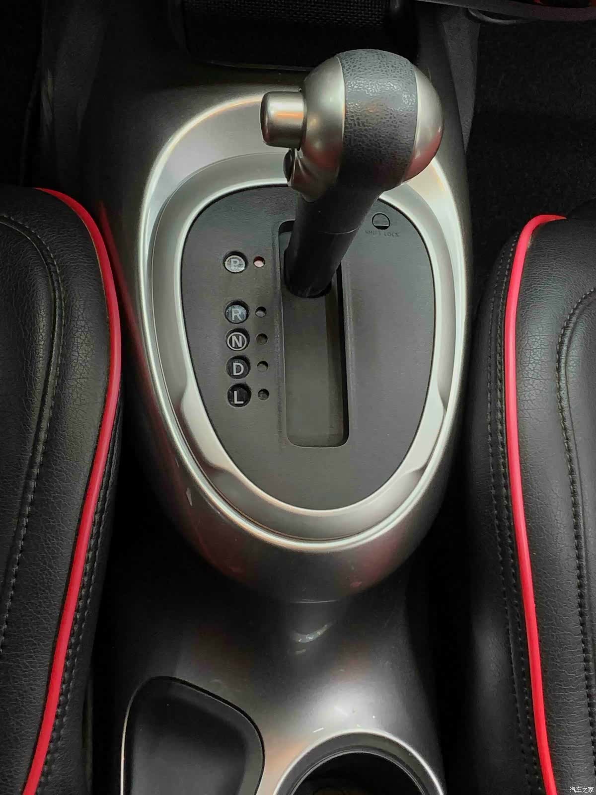 Infiniti ESQ, 2016 14