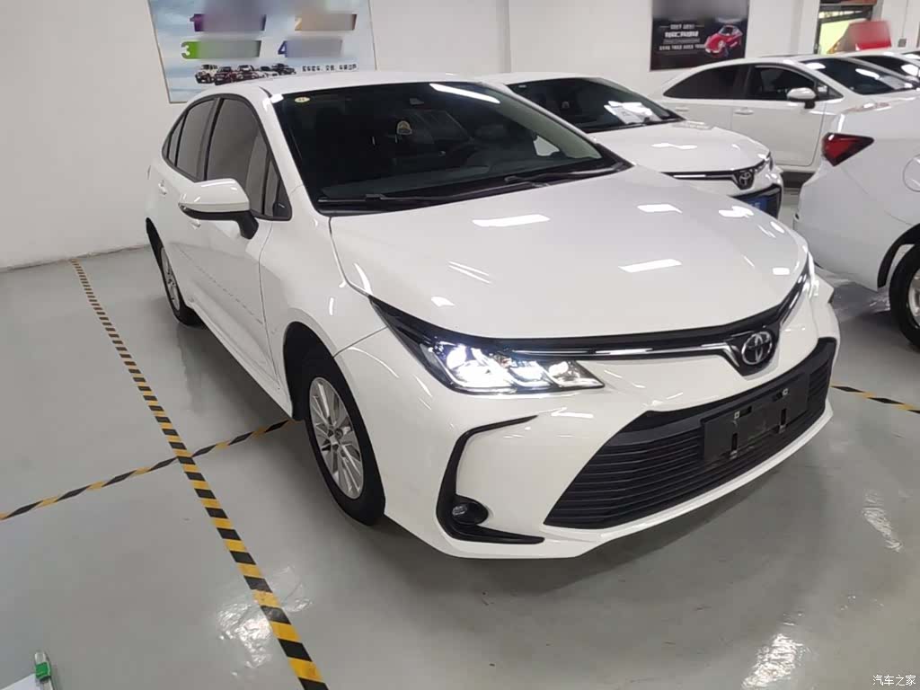 Toyota Corolla, 2024 4