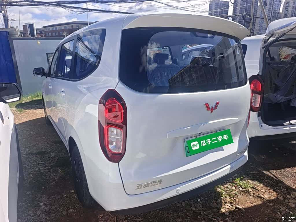 Wuling Hongguang, 2025 все фото