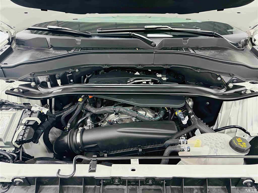 Ford Explorer, 2025 29