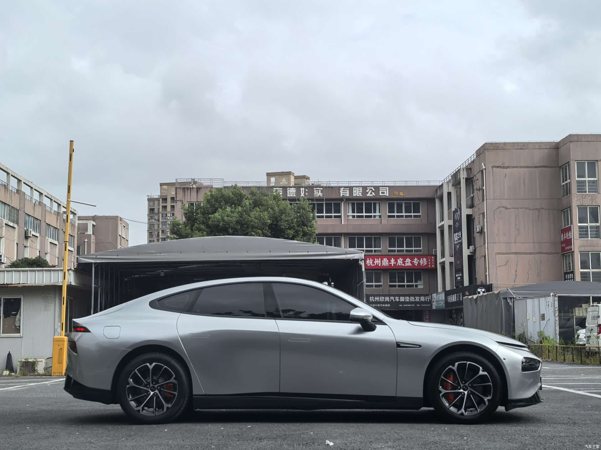 Xpeng P7, 2021 3
