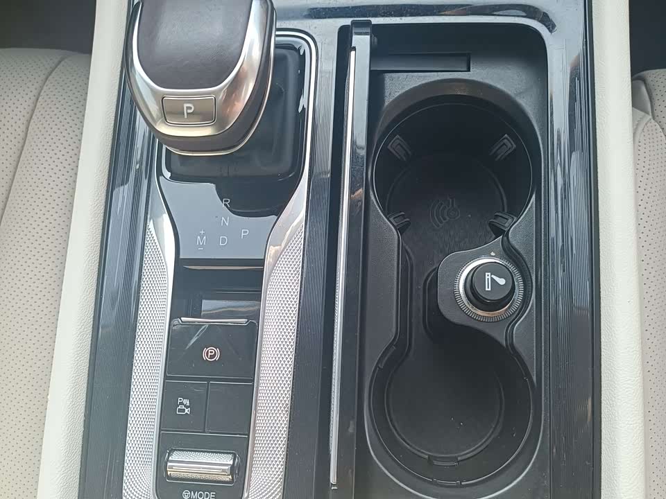 Hongqi H5 Hongqi H5